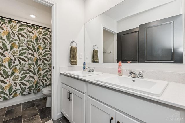 1750 Parkfield Way, Goshen Twp, OH 45122