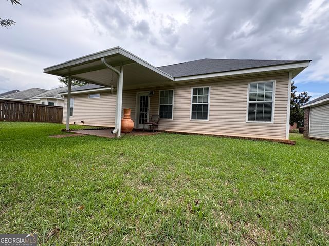 322 Manchester Lane, Byron, GA 31008