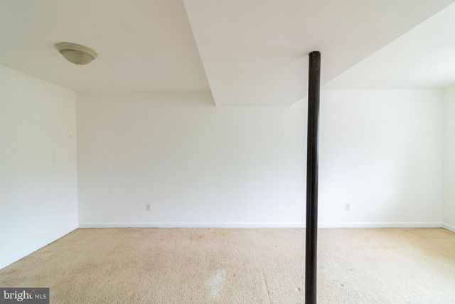 16 ELEY RD, Fredericksburg, VA 22406