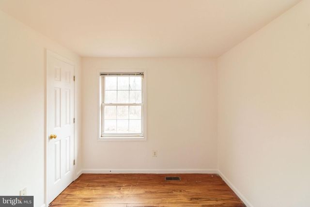 16 ELEY RD, Fredericksburg, VA 22406