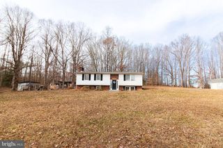 16 ELEY RD, Fredericksburg, VA 22406