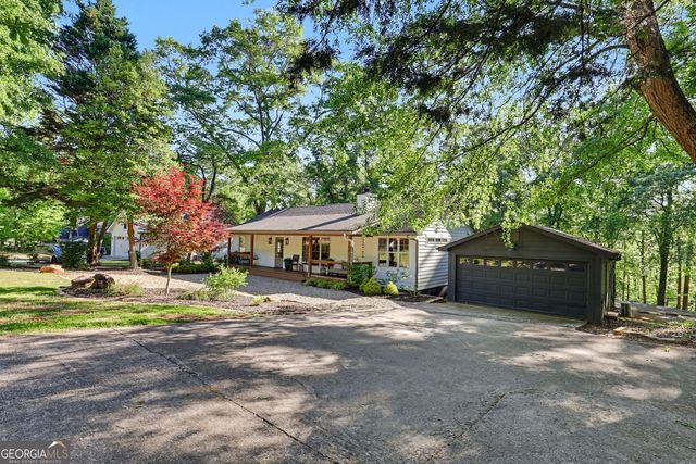 486 Winding Way, Hartwell, GA 30643