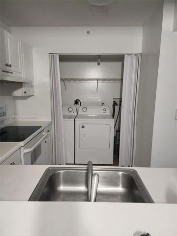 1450 SE 3rd Ave 208, Dania Beach, FL 33004