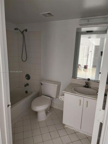 1450 SE 3rd Ave 208, Dania Beach, FL 33004