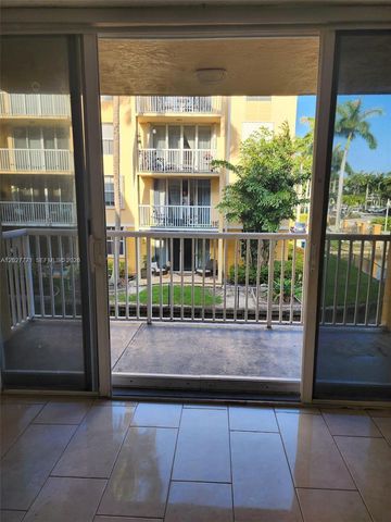 1450 SE 3rd Ave 208, Dania Beach, FL 33004