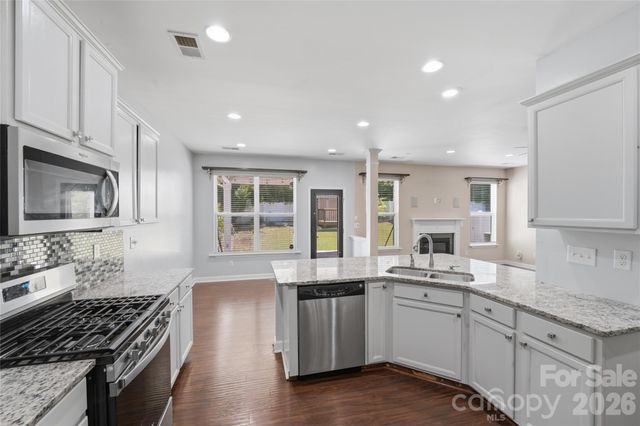 9303 Turning Wheel Drive, Charlotte, NC 28214