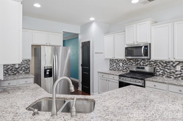 9303 Turning Wheel Drive, Charlotte, NC 28214