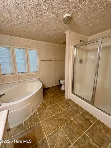 617 7th Street SE, Bolivia, NC 28422