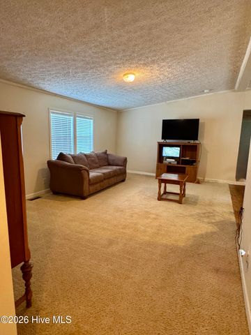 617 7th Street SE, Bolivia, NC 28422