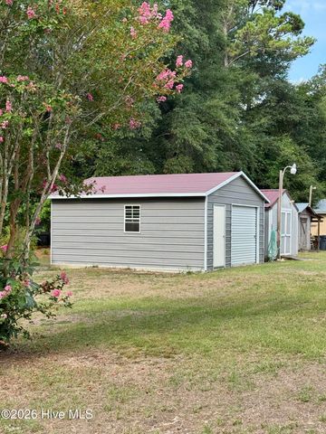 617 7th Street SE, Bolivia, NC 28422