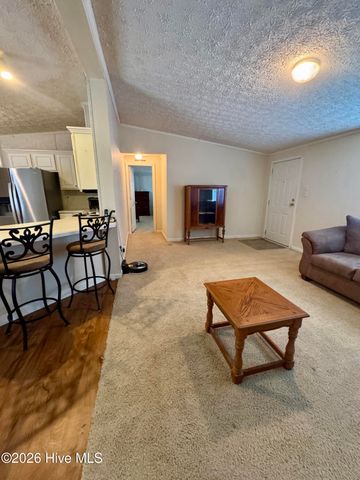 617 7th Street SE, Bolivia, NC 28422