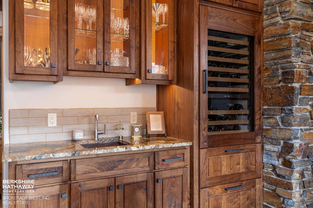 72 Big Creek Dr, Cody, WY 82414 photo 16