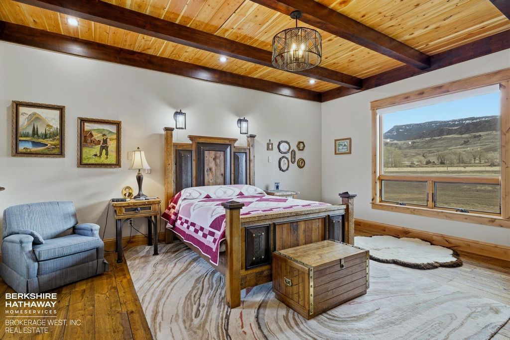 72 Big Creek Dr, Cody, WY 82414 photo 18