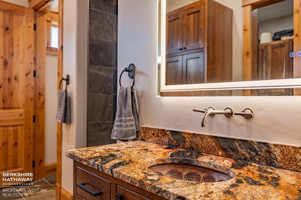 72 Big Creek Dr, Cody, WY 82414 photo 20