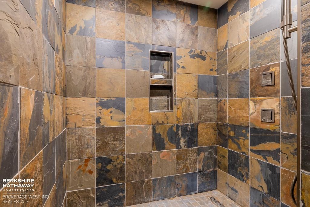 72 Big Creek Dr, Cody, WY 82414 photo 22