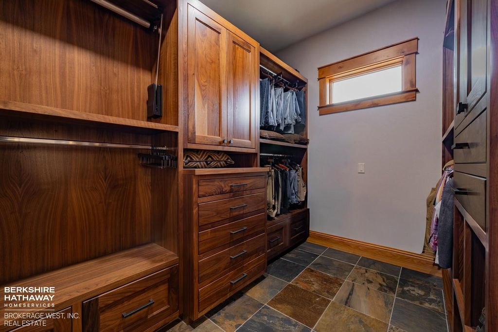 72 Big Creek Dr, Cody, WY 82414 photo 23