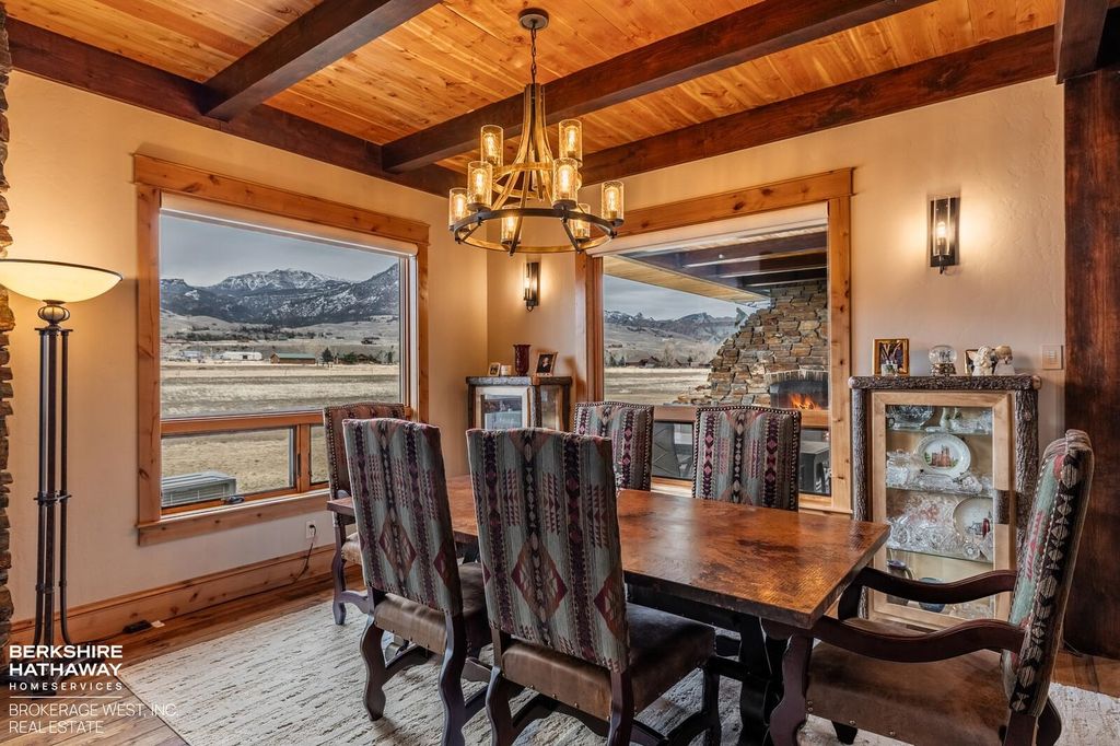 72 Big Creek Dr, Cody, WY 82414 photo 6