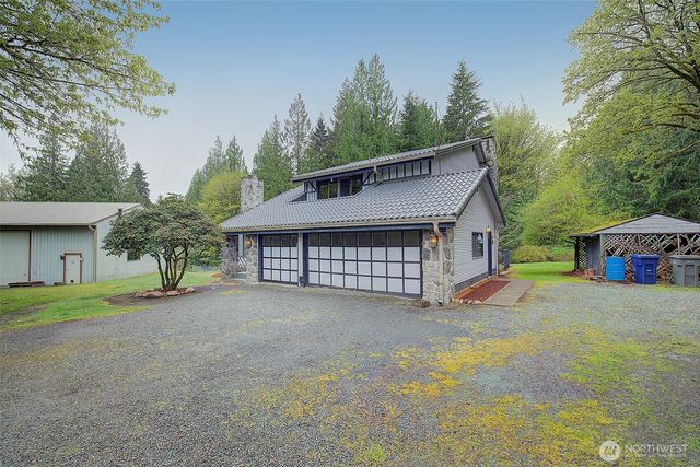 8924 W Meadow Lake Drive, Snohomish, WA 98290