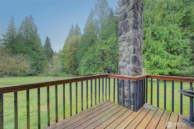 8924 W Meadow Lake Drive, Snohomish, WA 98290