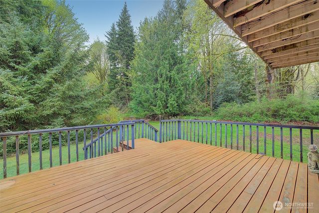 8924 W Meadow Lake Drive, Snohomish, WA 98290
