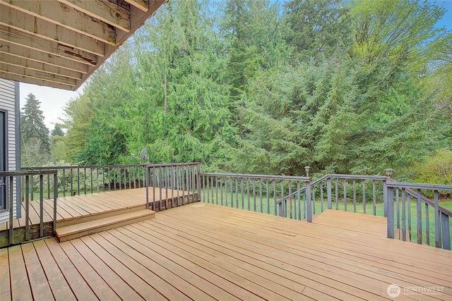 8924 W Meadow Lake Drive, Snohomish, WA 98290