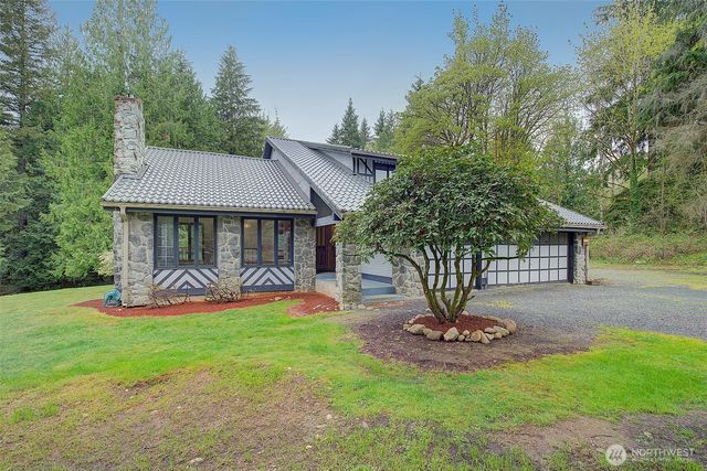 8924 W Meadow Lake Drive, Snohomish, WA 98290