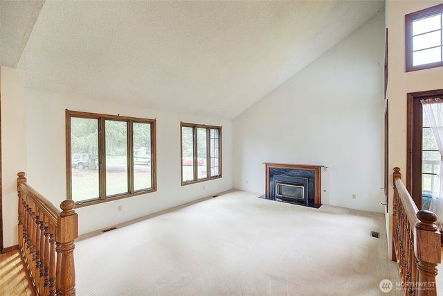 8924 W Meadow Lake Drive, Snohomish, WA 98290