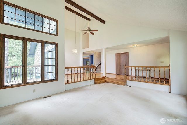 8924 W Meadow Lake Drive, Snohomish, WA 98290