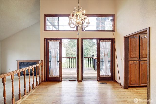 8924 W Meadow Lake Drive, Snohomish, WA 98290