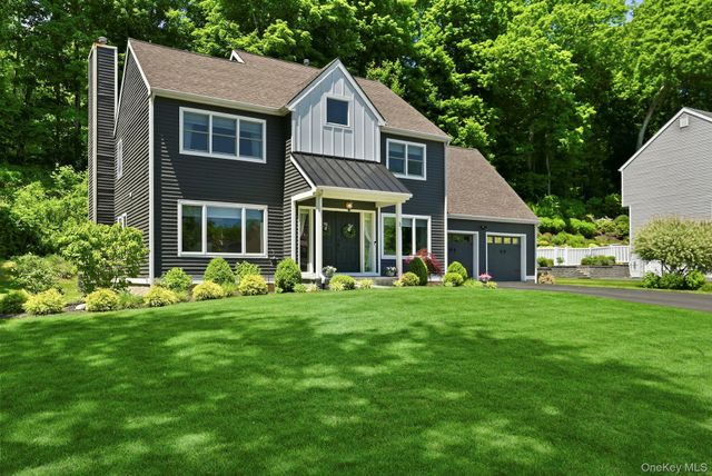 31 Ridge Road, Cortlandt Manor, NY 10567
