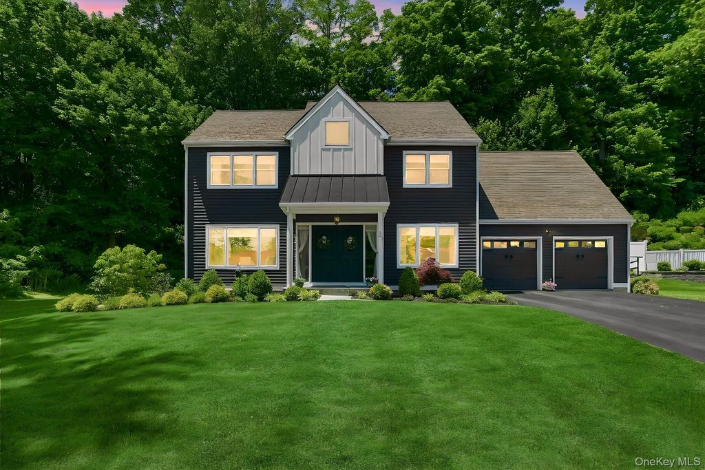 31 Ridge Road, Cortlandt Manor, NY 10567