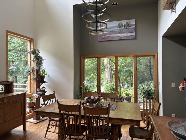 62834 Collins Lane, Prairie Du Chien, WI 53821