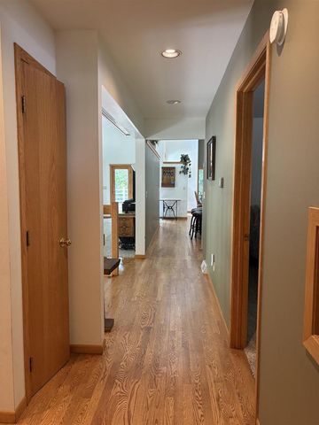 62834 Collins Lane, Prairie Du Chien, WI 53821