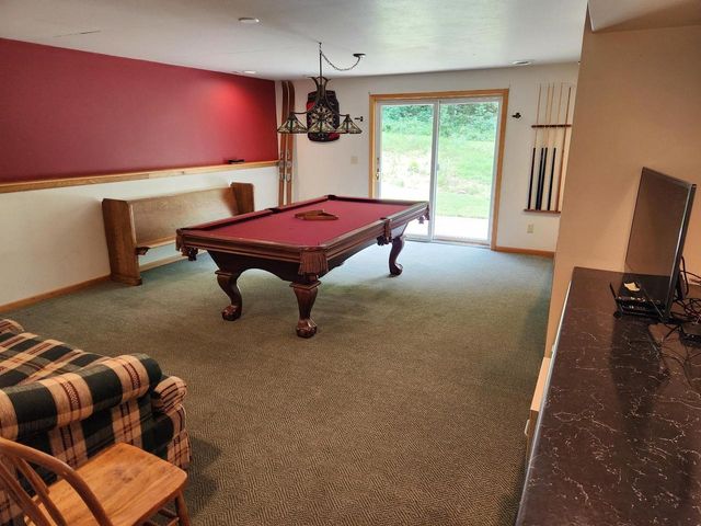 62834 Collins Lane, Prairie Du Chien, WI 53821