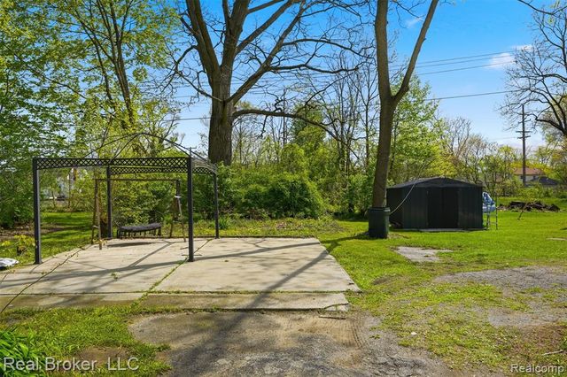 36553 Romulus Avenue, Romulus, MI 48174
