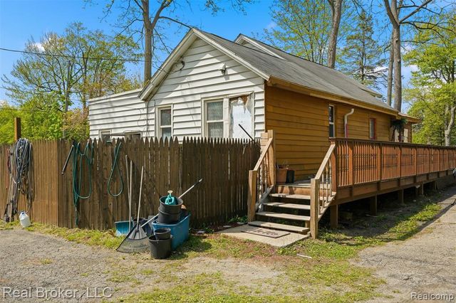 36553 Romulus Avenue, Romulus, MI 48174