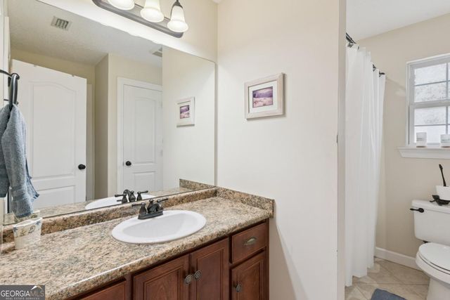 147 Country Walk Circle, Brunswick, GA 31525