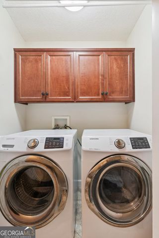 147 Country Walk Circle, Brunswick, GA 31525