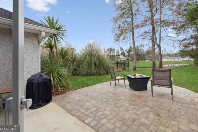 147 Country Walk Circle, Brunswick, GA 31525