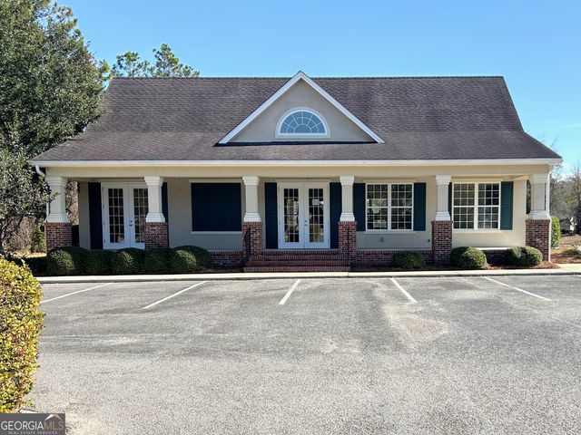 147 Country Walk Circle, Brunswick, GA 31525