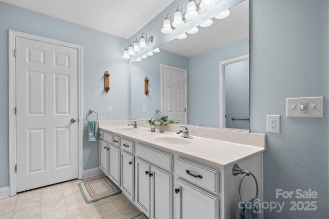 3348 Christie Road, Hudson, NC 28638