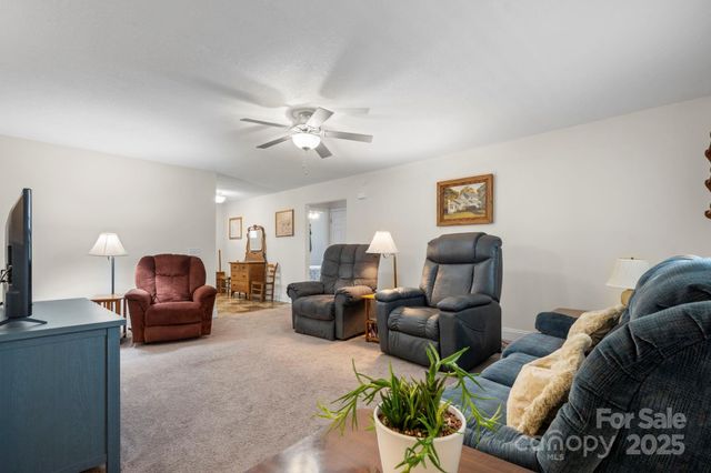 3348 Christie Road, Hudson, NC 28638