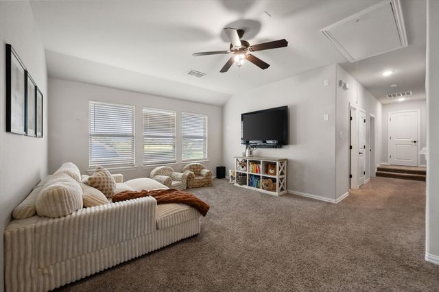 2741 Thornhill Lane, Mansfield, TX 76084