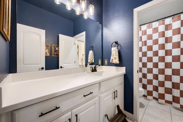 2741 Thornhill Lane, Mansfield, TX 76084