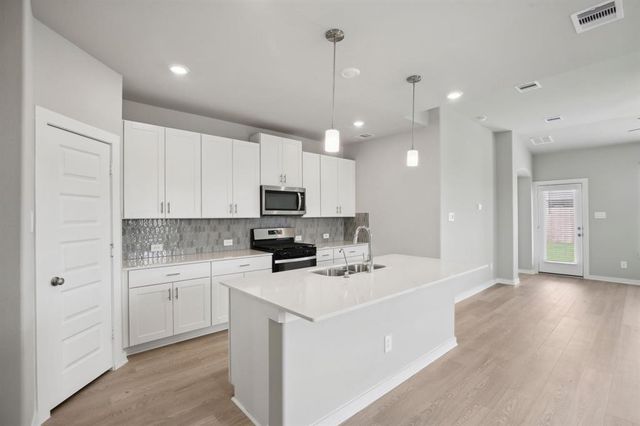 14310 Azalea Tree Drive, Magnolia, TX 77354