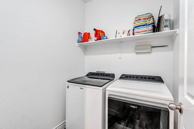 2430 S Hayston Avenue, Fresno, CA 93725