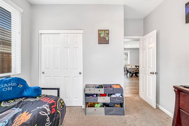 2430 S Hayston Avenue, Fresno, CA 93725