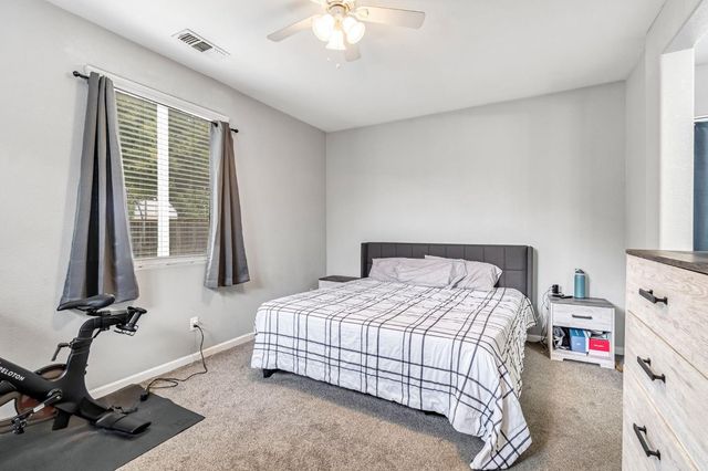 2430 S Hayston Avenue, Fresno, CA 93725