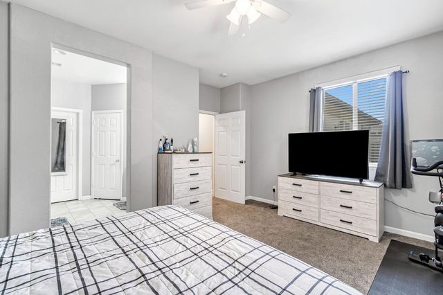 2430 S Hayston Avenue, Fresno, CA 93725