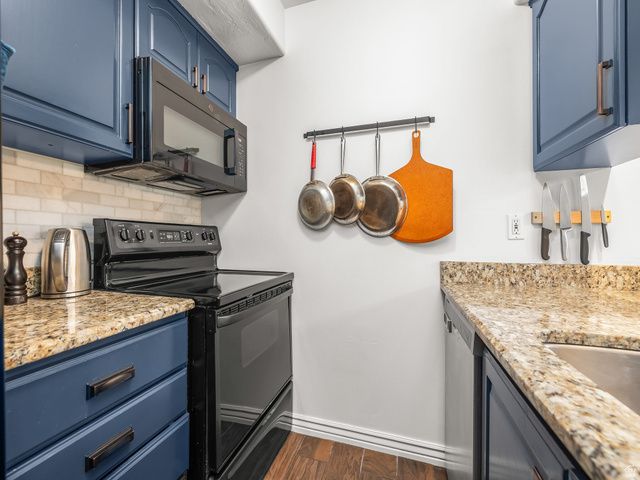 221 S MAJESTIC MEADOWS DR, Payson, UT 84651